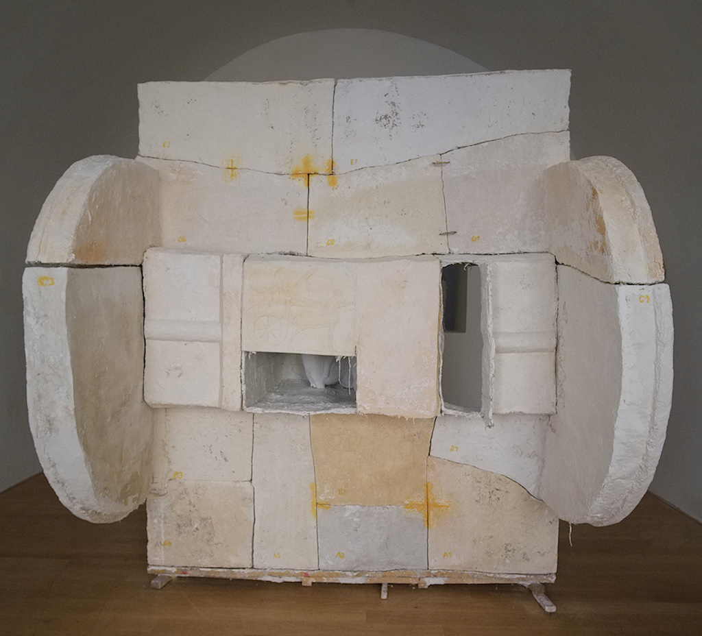 Katerina Komm: sculpture, PRÁCE: Composed way