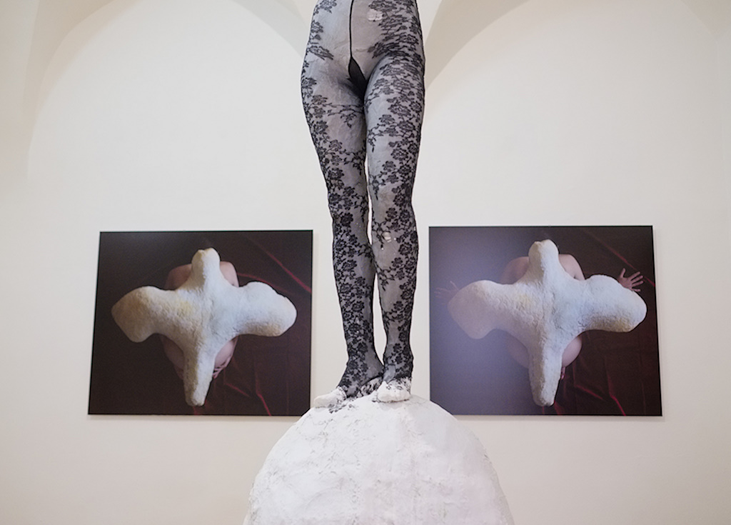 Katerina Komm: sculpture, PRÁCE: Punčoška